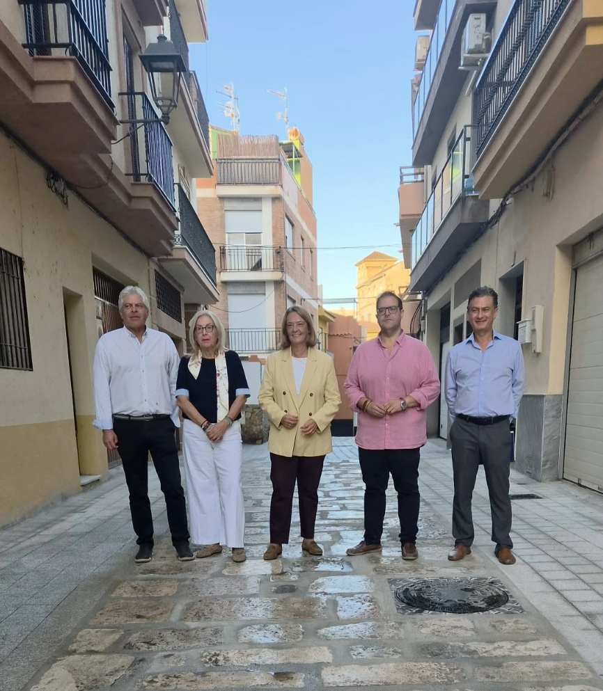 Finalizan las obras de renovaci�n de redes y mejora urbana en calle Puerta Granada y plaza de Espa�a de Motril